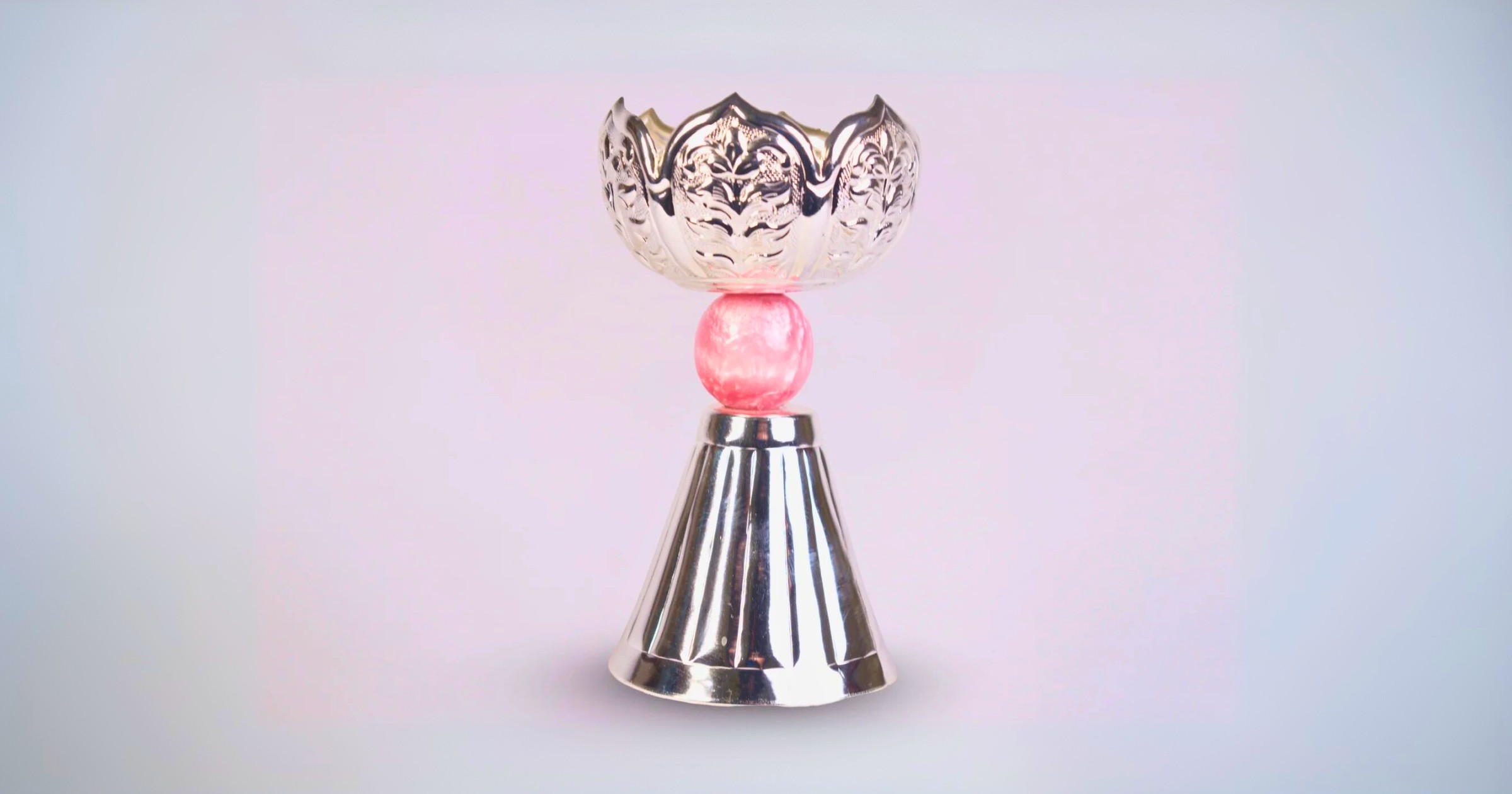 Indian Artisans- Bring Warmth to Interiors with Indian Artisans Karigary Unique Tealights