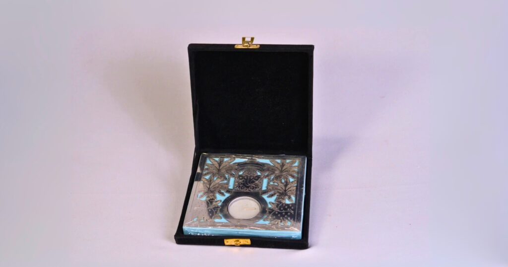 Indian Artisans- Corporate Gift Hampers by Indian Artisans Karigary Adding Value to Business 2