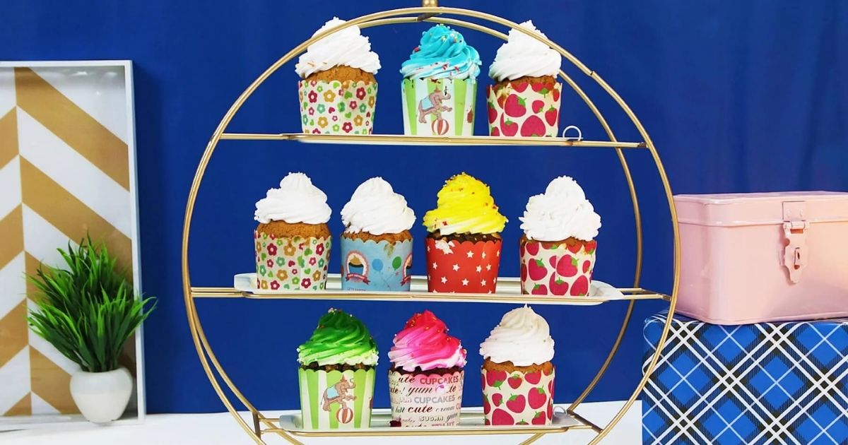 Cake stands online for stylish dessert presentation